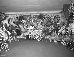 Caskets Of Patsy Cine Hawkshaw Hawkins Cowboy Copas And Randy Casket Country Music Memorial Service