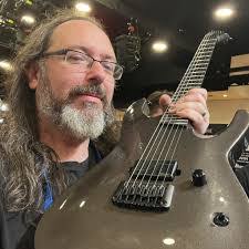 Steve Pini's Instagram, Twitter & Facebook