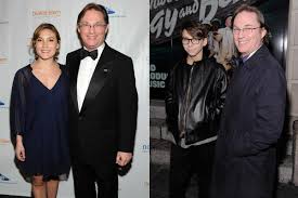 Richard Thomas' 7 Children: All About “The Waltons” Star's Sons and  Daughters