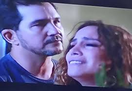 Bueno , bueno , bueno … Eduardo sacaría la maldad de sus padres o es un  adolescente frustrado y de ahí su comportamiento? Diego es un tipejo , para  mí no sirve ,