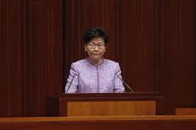 壹傳媒創辦人黎智英、李卓人及何俊仁等 10 名民主派人士，被指前年 10 月 1 日組織及明知而參與未經批准集結等罪，各被告早前已認罪，將於今早十時半於區域法院判刑。早上9時許，已有近百名公眾人士排隊輪候旁聽籌，瑞典. é€ƒçŠ¯æ¢ä¾‹ ä½•ä¿Šä»æ–¥æž—é„­è¨€è«–åªç‚º é¬¥è´å'€ éžä»¥ç†æœäºº é¦™æ¸¯01 ç¤¾æœƒæ–°èž