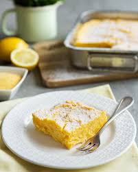 Ein Stuck Susser Polenta Auflauf Mit Staubzucker Von Lidl Osterreich Polenta Auflauf Polenta Polenta Suss