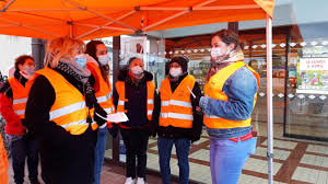 Aujourd'hui, nous réinventons notre modèle autour de la transition alimentaire. Bourbourg Les Salaries De Carrefour Market Manifestent