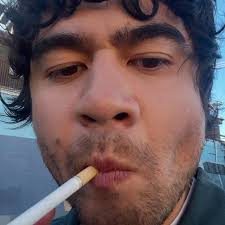 CALUM FINALLY POSTED ON INSTAGRAM : r/5sos