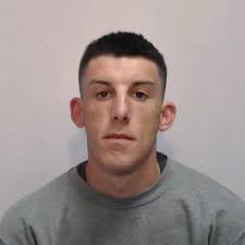 Police hunting wanted man who worked with ex-fugitive in gang