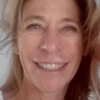 100+ perfiles de «Capellan»