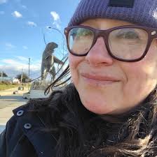 🎄 Recuerda apoyar el comercio local y a nuestros artesanos en la  #FeriaArtesanosNavidad que ya está ofreciendo los mejores productos  elaborados por hombres y mujeres de #puertovaras Te esperamos!