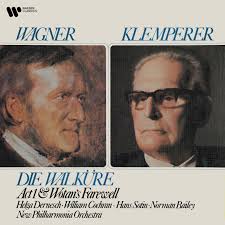 The German tenor Ernst Kozub, famous by his Wagner and other German Opera  performances, sings two sacred Jewish songs in Paris, 1958, one of them  being a composition by Yossele Rosenblatt.