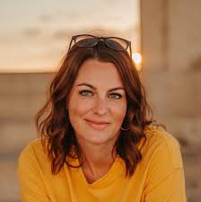 Jessica Simpson dress in excellent condition. Size 6.