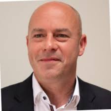 Very proud of my daughter Loisa Tausch, who moved out of our house at 17 to  study 5000 miles away in another country.