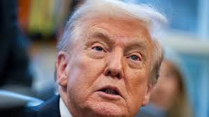 Stephen Miller's Latest Wild Trump Worship Moment Has People Rolling Their  Eyes