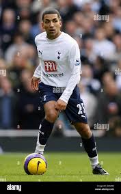 AARON LENNON TOTTENHAM HOTSPUR FC EMIRATES STADIUM ARSENAL ENGLAND 02  December 2006 Stock Photo