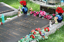 Gladys presley's headstone was added to the meditation garden at elvis presley's graceland, today, the 60th anniversary of her passing. Graceland Wikipedia