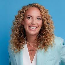 Alicia Robertson's Instagram, Twitter & Facebook