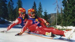 Jemanden hart und rücksichtslos behandeln; Super Spass Im Schnee Urlaub In Hallstatt Im Salzkammergut