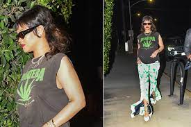 See more of rihanna on facebook. Rihanna S Mullet Is Back Baby