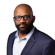 Paul Titus's Instagram, Twitter & Facebook