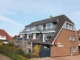 Typisch ostfriesische doppelhaushälfte, das haus wattenmeer. Ferienwohnung Haus Wattenmeer Whg 2 Busum Firma Dreessen Urlaubsvermietung