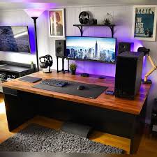 Setupsforgaming Gaming Gamer Ps4 Xbox Razer Racing Casque Gamer Gaming Gamer Https Ift Tt 37a6gpw In 2020 Home Office Setup Bedroom Setup Home Office Design