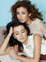 All birgit schuurman lyrics sorted by popularity, with video and meanings. Schuurman Schuurman Katja And Birgit Schuurman For Harper S Bazaar Netherlands November 2015 Dutch Women Famous Celebrities Photo Color