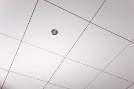 Abgehangte Akustikdecke Mit Verdeckter Kantenausfuhrung Von Amf Akustikdecke Rasterdecke Decke