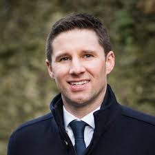 Ray Wall's Instagram, Twitter & Facebook