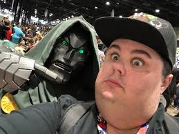 Stephanie from Balloontacular has arrived and is preparing for the 9:00  start. Be first in line for FREE Comic Book Day and get your face painted  for FREE while you wait! She's