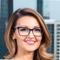 Lori Ramsden's Instagram, Twitter & Facebook