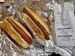 At five guys, you can top your burger or hot dog with whatever you want from their toppings menu, which includes a ton of stuff ranging from staples such as ketchup, mustard, pickles, etc., to fancier stuff like a1 and grilled mushrooms. The Recent Hotdog Episode Made Me Want To Try Five Guys Hotdogs We Don T Have 7 Eleven In Ga And These Bad Boys Are Great Goodmythicalmorning