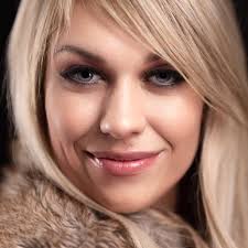 Kia Makietie 2022 en Ignite & Revive