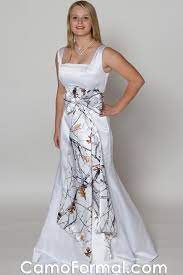 Running My Crazy Happy Life White Camo Wedding Dress Camo Wedding Dresses Camouflage Wedding Dresses