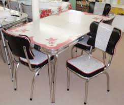 Restored Vintage Red Gray Inlaid Formica Dinette Table W Chairs Gray Red Leaf Table 4 Chairs Vintage Kitchen Table Kitchen Dinette Sets Retro Kitchen Tables