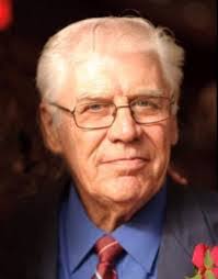 Andy Girard's Instagram, Twitter & Facebook