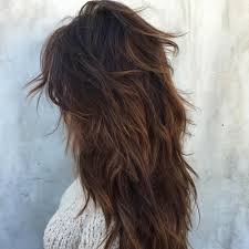 Ask your hairdresser for long layers at the back and smooth, graded layers to frame the face. 50 Gorgeous Layered Haircuts For Long Hair That You Need To Try Hair Motive