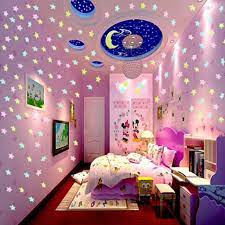 Tapi, buatmu yang terlalu aktif dan mudah cemas, warna merah di kamar tidur. 100 Pcs Bintang Hiasan Dinding Kamar Star Glow In The Dark Sticker Hiasan Kamar Shopee Indonesia