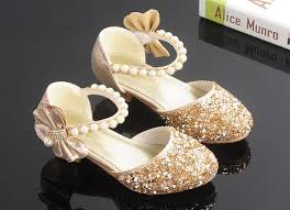 Lovely Pink Gold Silver Flower Girls Shoes Kids Shoes Girls Wedding Shoes Kids Accessories Size 26 37 S321022 Girl Kids Shoes Girl Shoe Sizes From Happiness2050 Girls Wedding Shoes Flower Girl