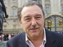 Javier Caceres's Instagram, Twitter & Facebook