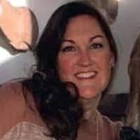 Kelly Riker's Instagram, Twitter & Facebook