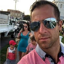 Andrew Asher's Instagram, Twitter & Facebook