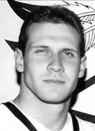 Player photos for the 1991-92 U. of Connecticut at hockeydb.com