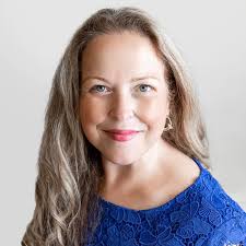 Girls Graduation Cruise 🎉🚢❤️ We enjoyed our first night aboard our cruise  ship last night as we celebrate Keira & Penelope's graduations this month!  It was so fun to explore the ship,