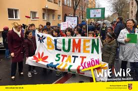 Demonstration Initiiert Durch Die Peter Petersen Schule News Schon Wie Wir Bezirksamt Neukolln