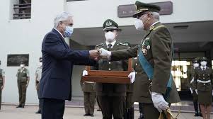 Para conocer la evolución del cambio de moneda de los últimos días puedes acceder al histórico de cotizaciones. Pinera Presidio Ceremonia De Cambio De Mando Del General Director De Carabineros De Chile Eleconomistaamerica Cl