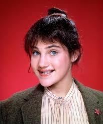 Amy Linker's Instagram, Twitter & Facebook