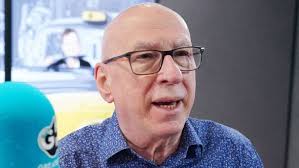 Radio legend Ken Bruce's brutal swipe at Taylor Swift sparks major backlash 