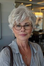 Revamp Your Look: Sophisticated Wedge Haircuts