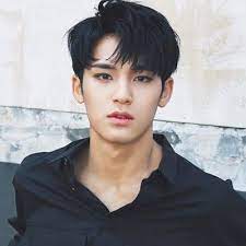 21 Artis Kpop Yang Masuk Daftar 100 Wajah Tertampan Dunia Tahun 2018