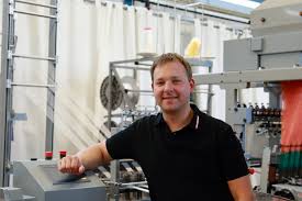 Dabei werden die unterschiedlichsten physikalischen prinzipien genutzt, z. Positionssensorik Auf Dem Weg Zu Industrie 4 0 Textile Network Internationales Magazin Fur Die Herstellung Textiler Produkte