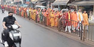 मानगो दाईगुट्टू के प्राचीन शिव मंदिर में नर्मदेश्वर शिवलिंग की होगी प्राण  प्रतिष्ठा .... हजारों महिलाओं ने कलश यात्रा कर किया कार्यक्रम का ...