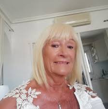 I'm looking for recommendations for a local jewellery shop so I can have  two rings repaired. With thanks in advance 🧡💍